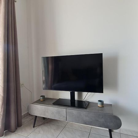 Seaside Apartment - Charlie'S House Chalkida Ngoại thất bức ảnh
